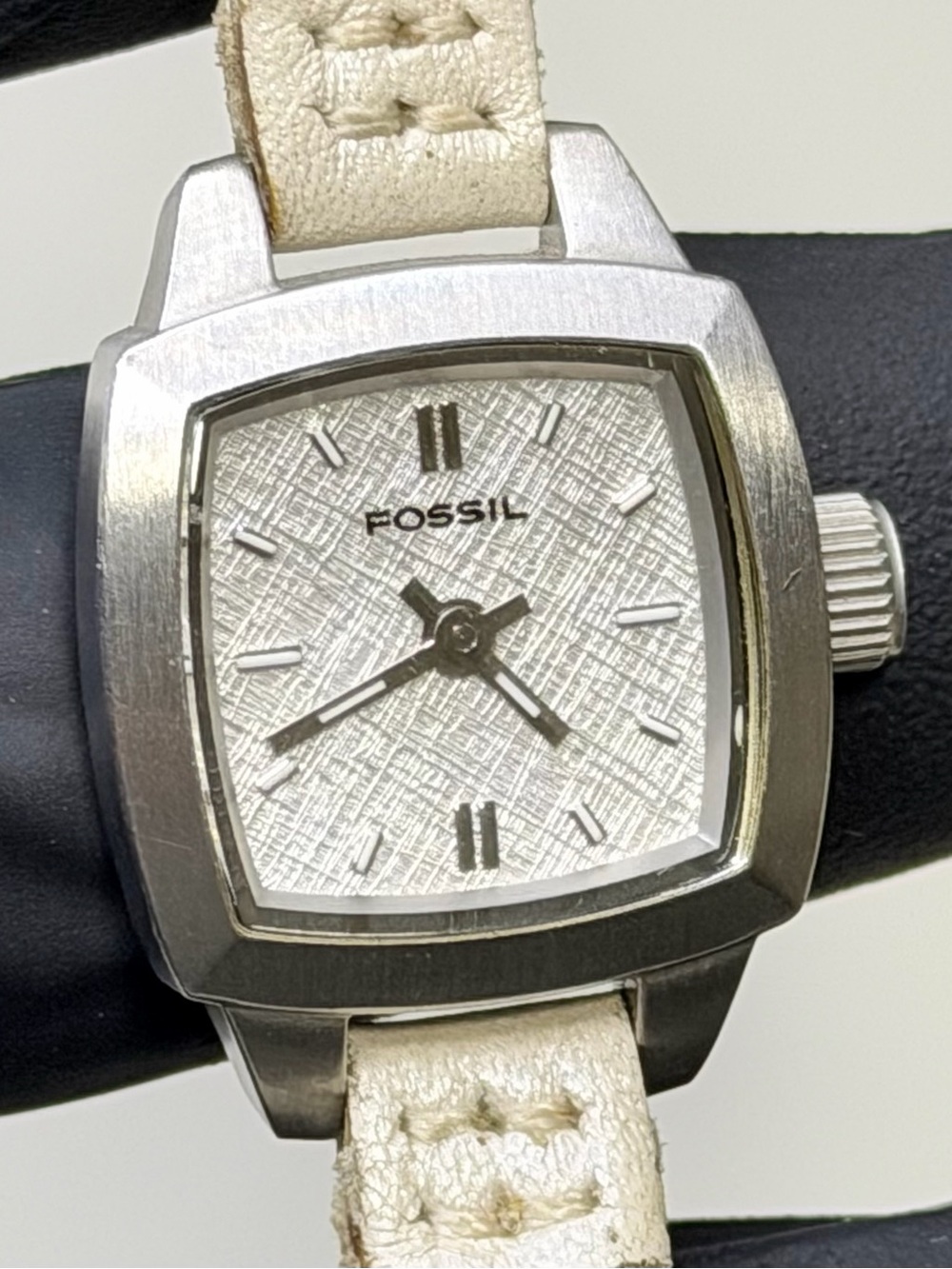 Fossil JR-9051 Meteorite Dial Silver Stainless Steel 20mm Ladies’ Dress Watch
